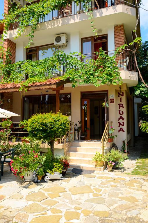 Nirvana Guest House Nesebar Exterior foto