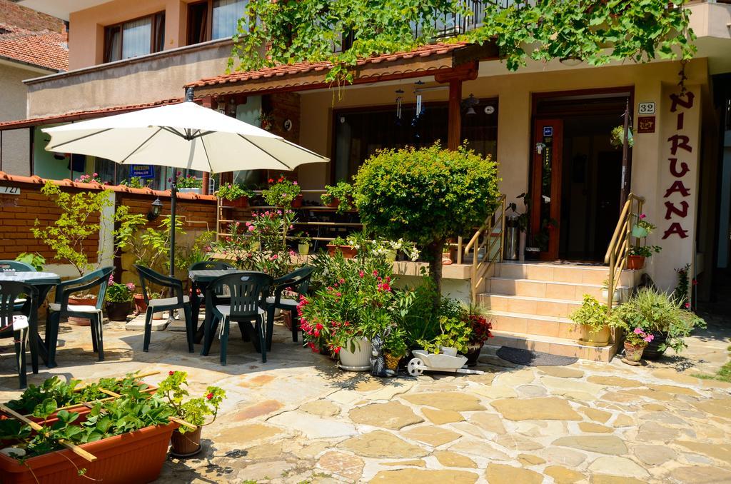 Nirvana Guest House Nesebar Exterior foto